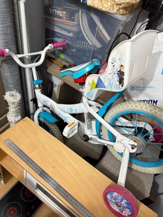 Bicicleta Infantil Frozen con Ruedines