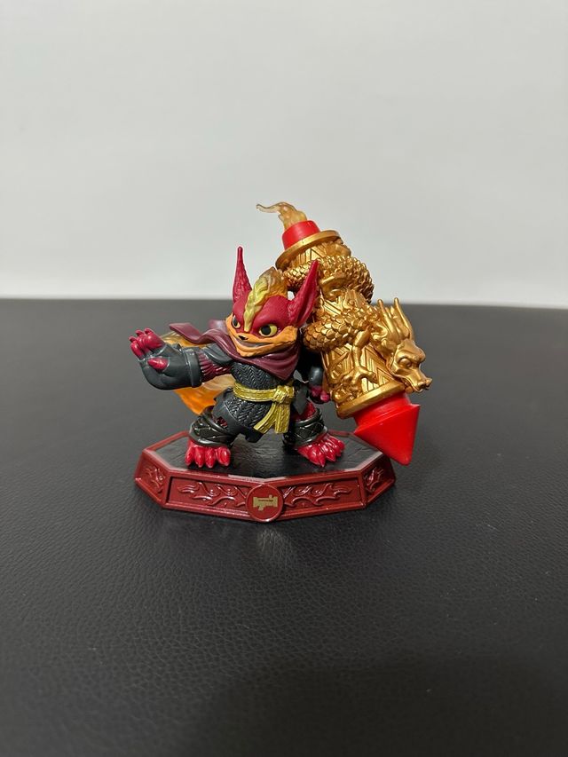 Skylanders Flare Wolf