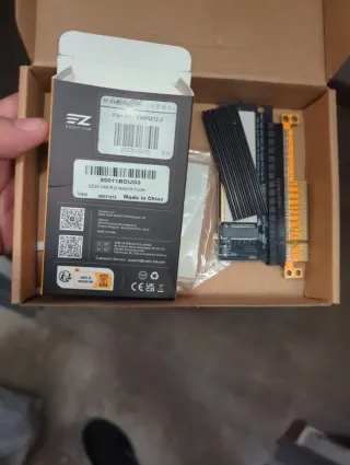 Adaptador NVMe M.2 a PCIe X8 EZDIY-FAB