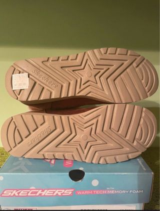 Botas Skechers impermeables talla 37 nuevas