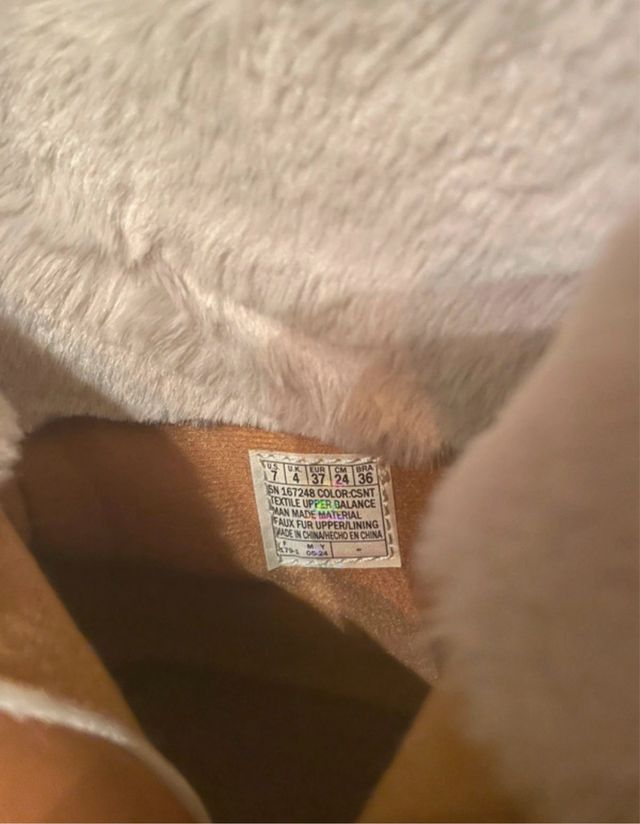 Botas Skechers impermeables talla 37 nuevas