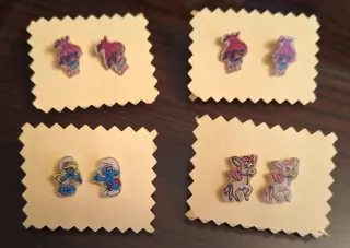 Pendientes infantiles Trolls, Smurfs y Unicornios