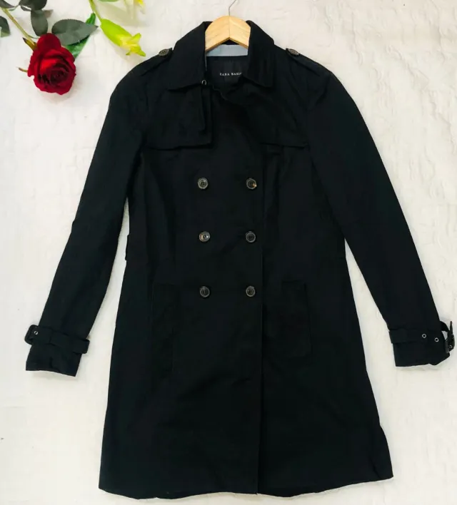 Trench Zara Basic Negro