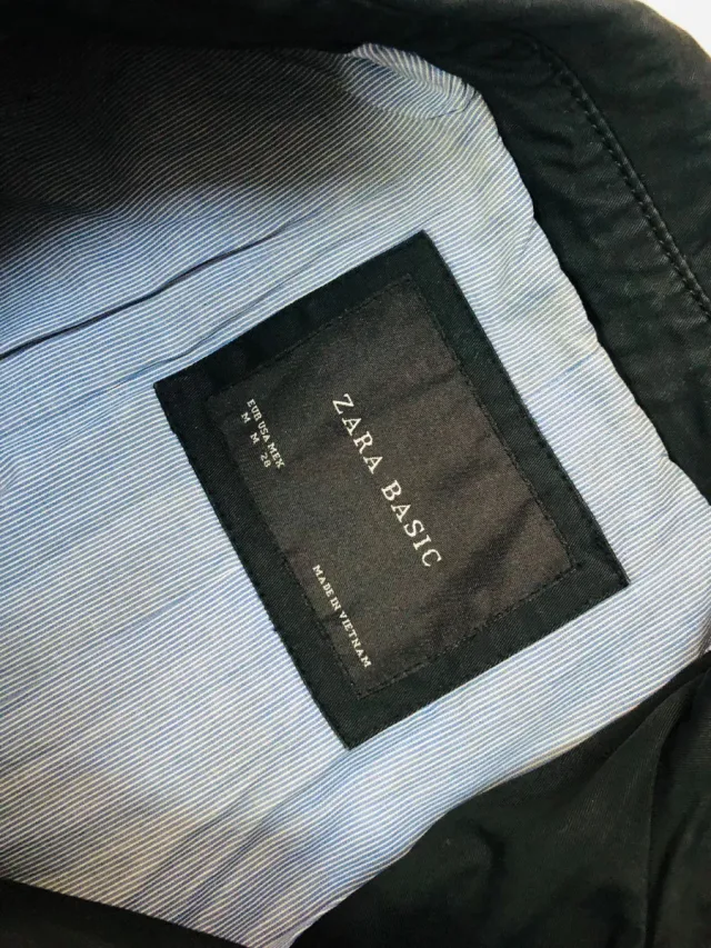 Trench Zara Basic Negro