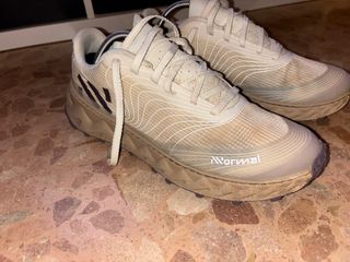 Zapatillas trail Nnormal Tomir 2.0 44,5