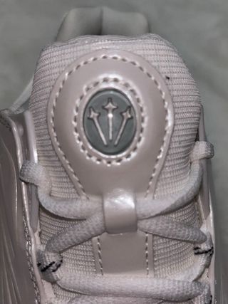 Nike x NOCTA Plata y Blanco