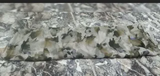 Pañuelo estampado floral. Tejido ligero y vaporoso