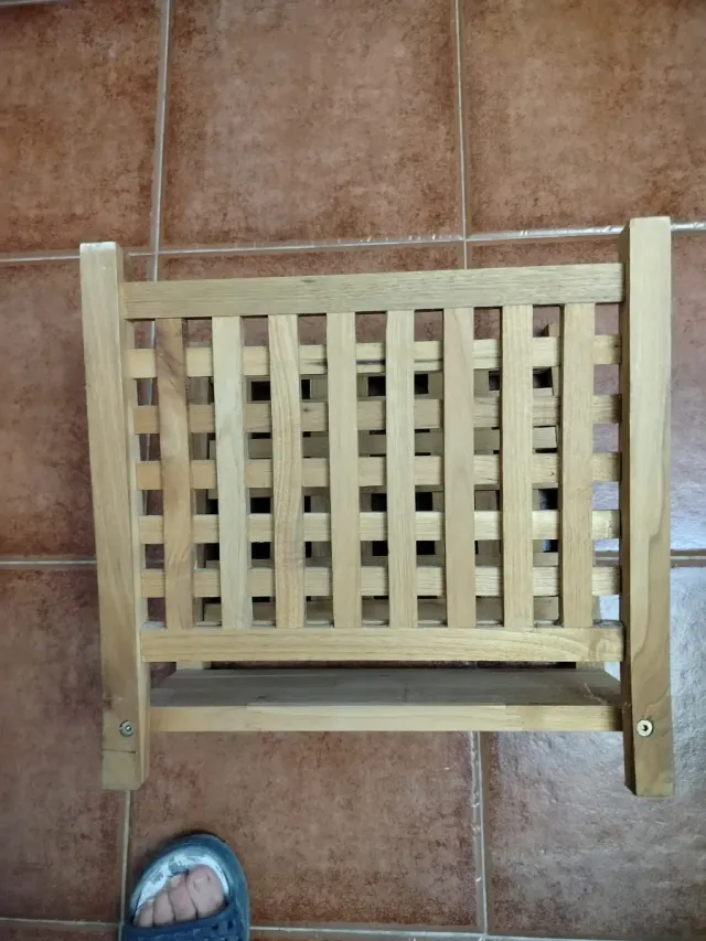 REVISTERO MADERA MACIZA.