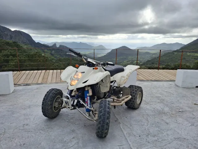 Suzuki LTZ 400 Quad