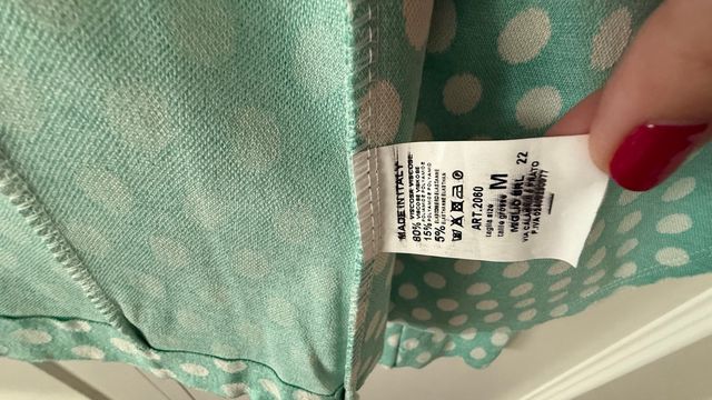 Chaqueta verde agua con lunares blancos