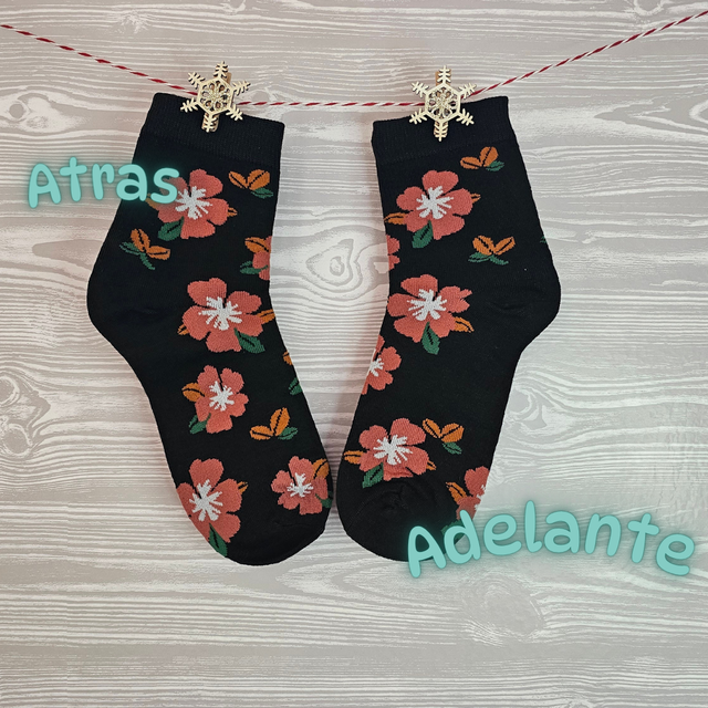 Calcetines floreados con elastico ancho x5