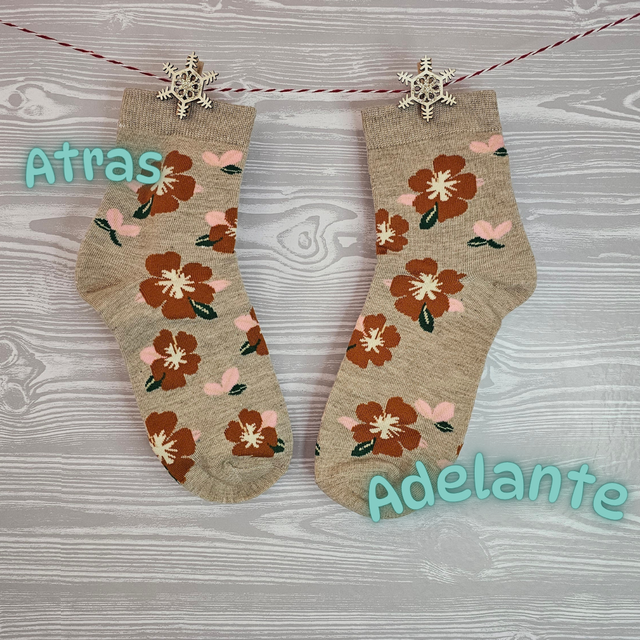 Calcetines floreados con elastico ancho x5