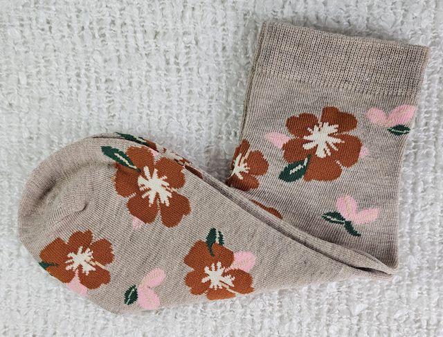 Calcetines floreados con elastico ancho x5