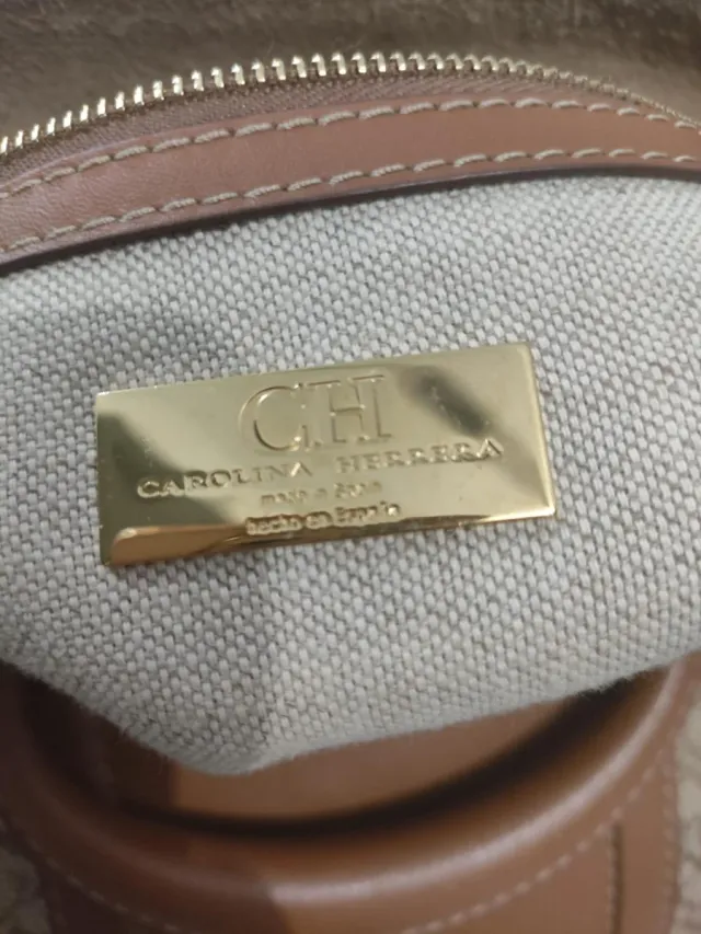 Bolso Carolina Herrera Beige y Marrón