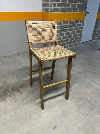 Taburete Alto de Ratán Beige