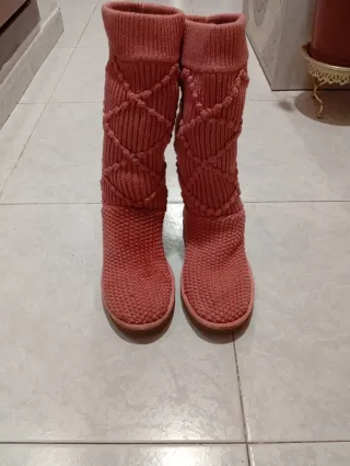 Botas UGG rosas de punto