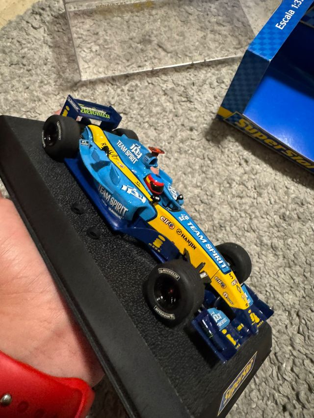 Superslot Renault F1 2005 Team Spirit