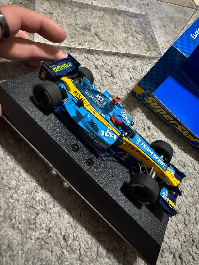 Superslot Renault F1 2005 Team Spirit