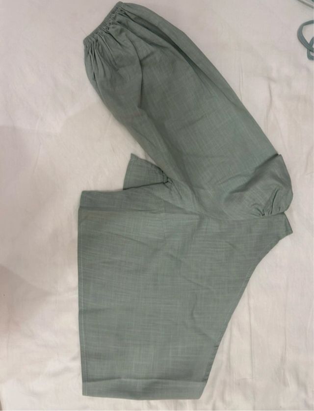 Blusa de un brazo verde talla única