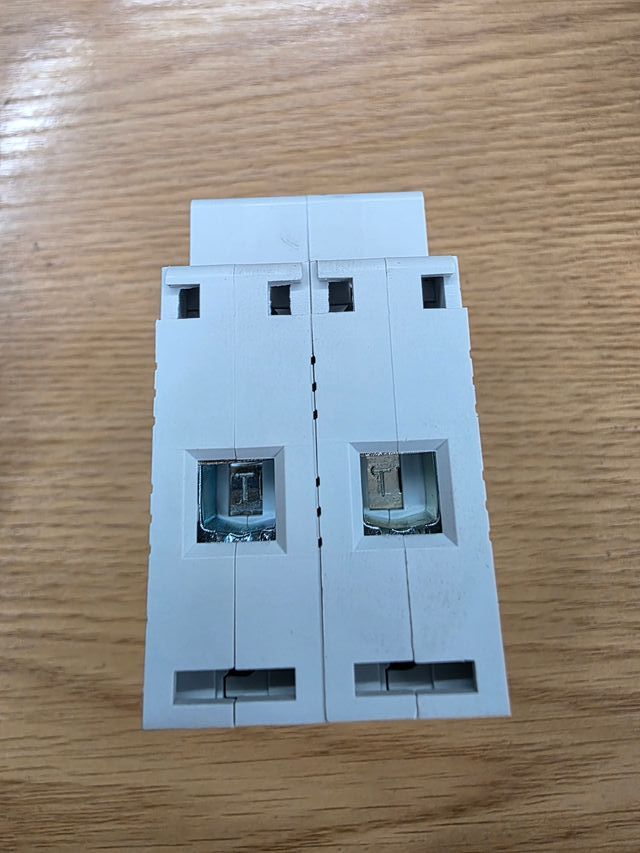 Magnetotérmico Revalco RV30BC240 2P 40A C6ka