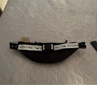 Riñonera Nike Negra con Logo