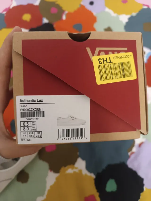 Vans Authentic Lux de cuero blancas