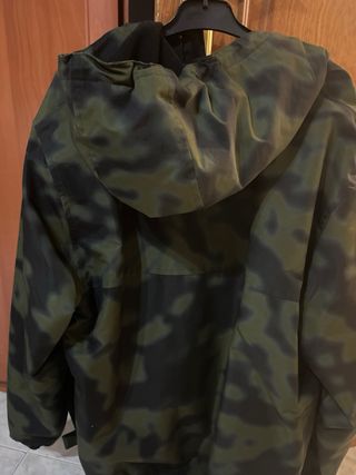 Abrigo Carhartt Estampado Militar Verde