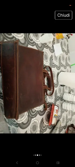 Porta documenti in pelle