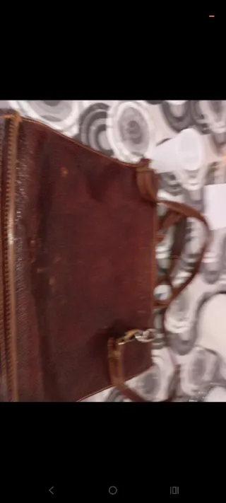 Porta documenti in pelle