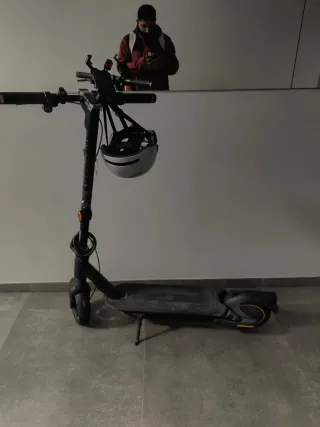 Patinete Eléctrico Segway Ninebot Max G2