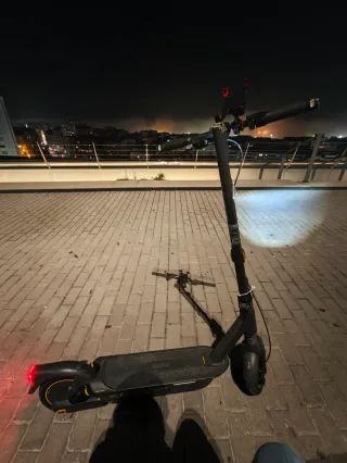 Patinete Eléctrico Segway Ninebot Max G2