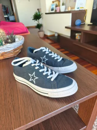 Converse One Star negras y blancas