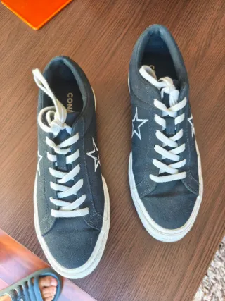 Converse One Star negras y blancas