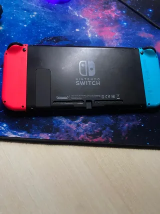 Nintendo Switch Azul y Rojo