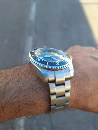 Reloj Acero Inoxidable Negro y Plateado