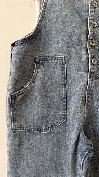 Peto vaquero desgastado