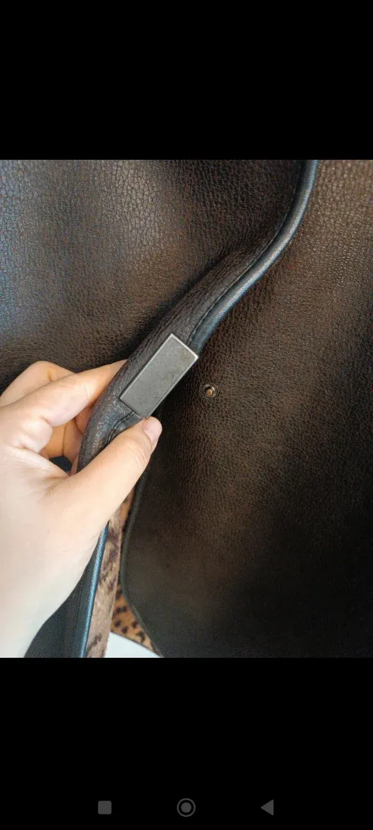 Abrigo tipo pelliza marrón con forro leopardo