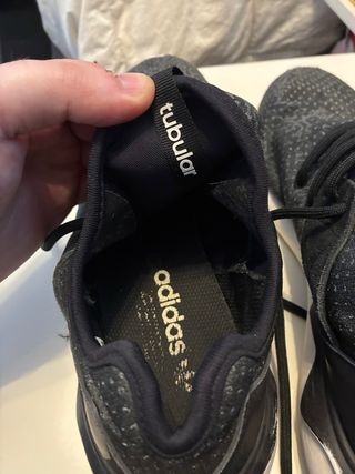 Zapatillas Adidas Tubular Negras Talla 43 1/3