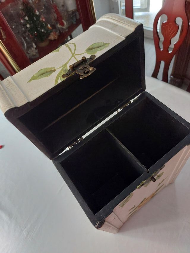 Estuche Madera Vintage Flores Pintadas