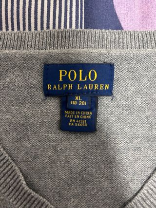 Jersey Polo Ralph Lauren gris con parches
