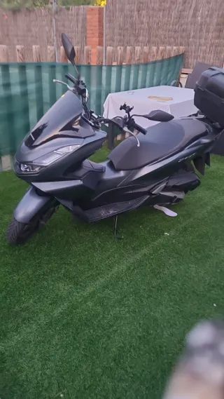 Moto Honda PCX 125  2022 Km 21000