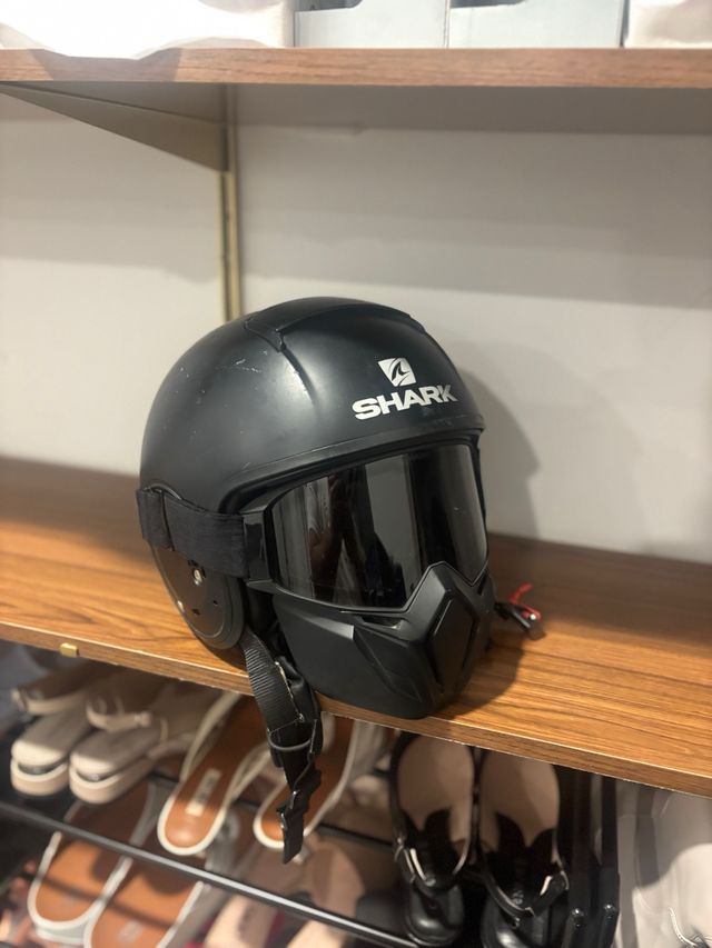 Casco Shark Nero Usato