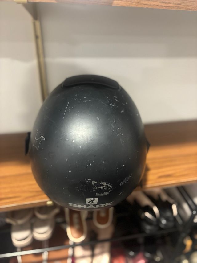 Casco Shark Nero Usato