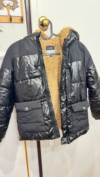 Casaco acolchoado com forro de pelo