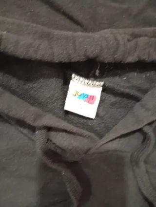 2 sudaderas Hollister y otra