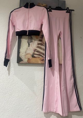 Conjunto deportivo mujer rosa y negro
