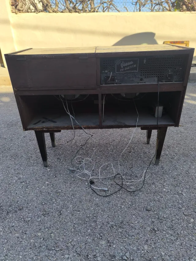 Mueble Radio Tocadiscos Telefunken