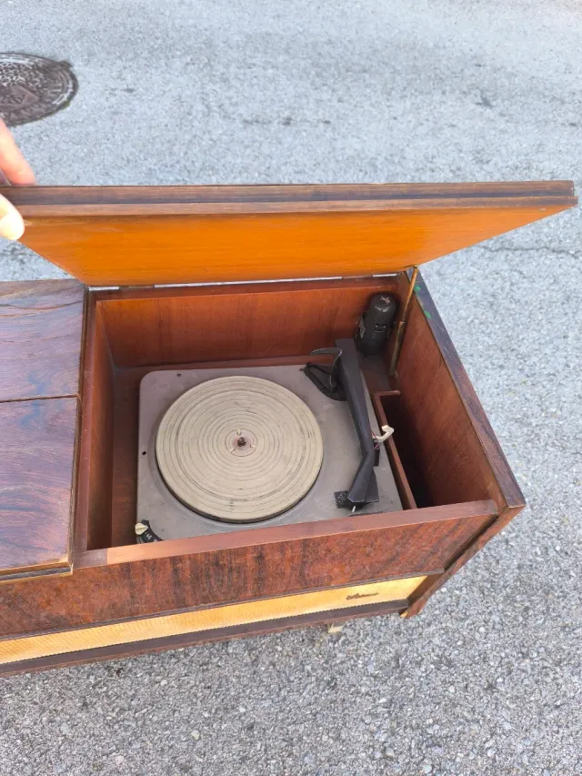 Mueble Radio Tocadiscos Telefunken