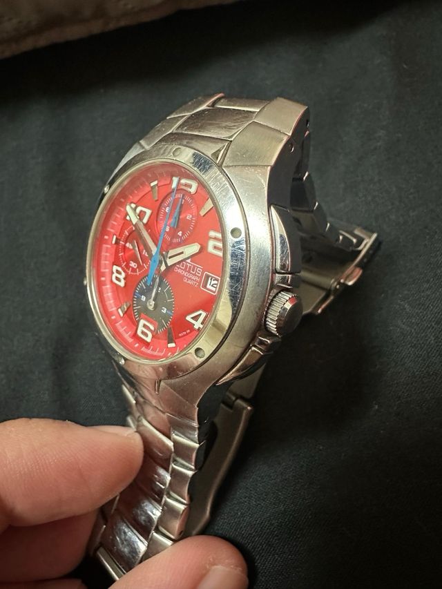 Reloj Lotus Cronógrafo Rojo y Plateado