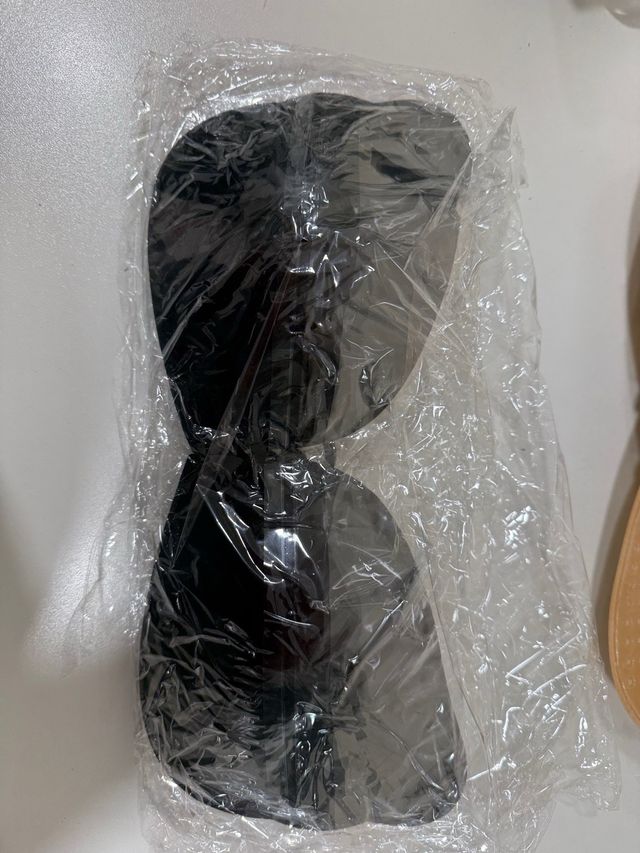 2 Sujetadores Adhesivos